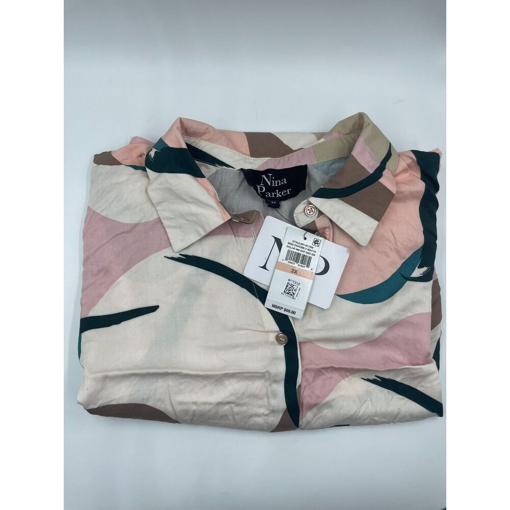 Nina Parker x Macy's 2X Exploded Geo Swirl Twist-Front Cropped Top